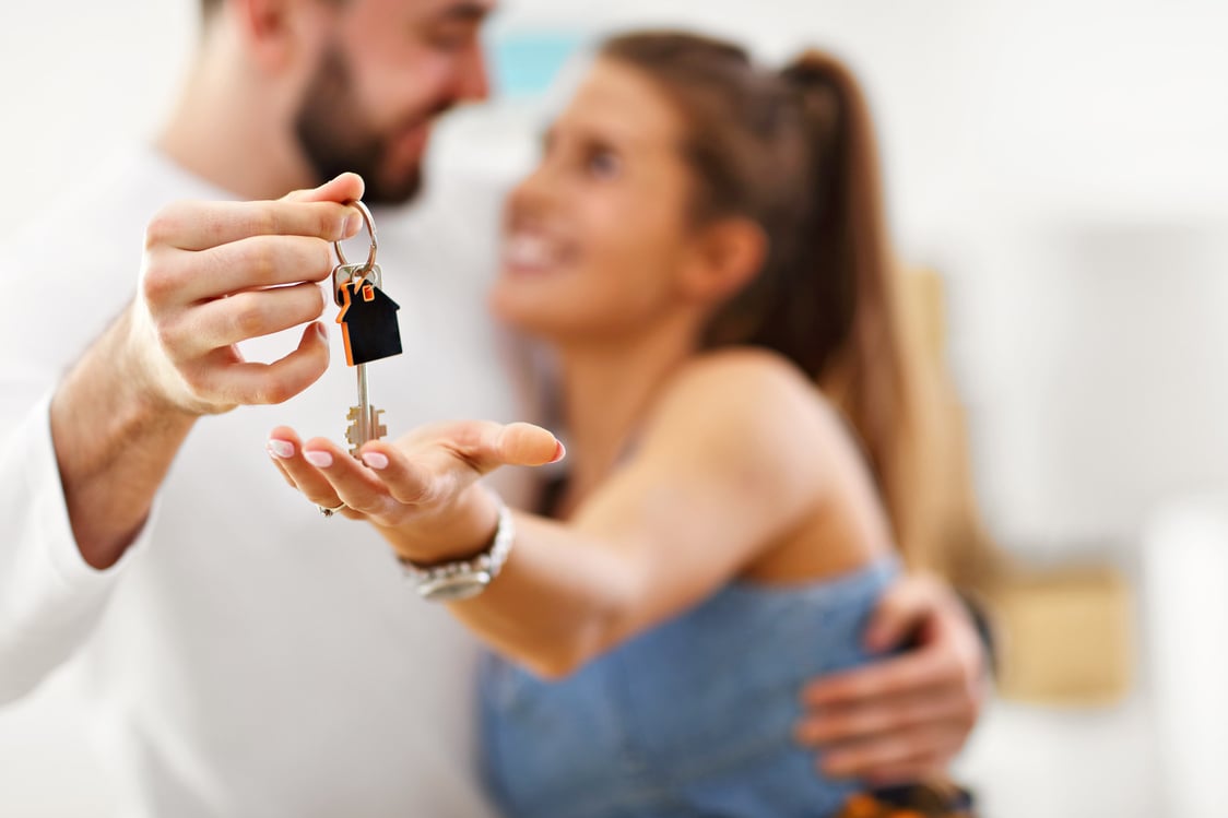 Couple Moving Out 
